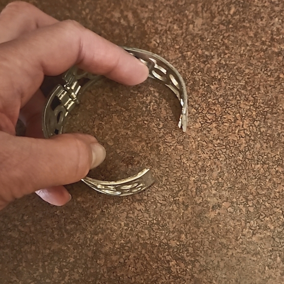 bracelet - Picture 3 of 5